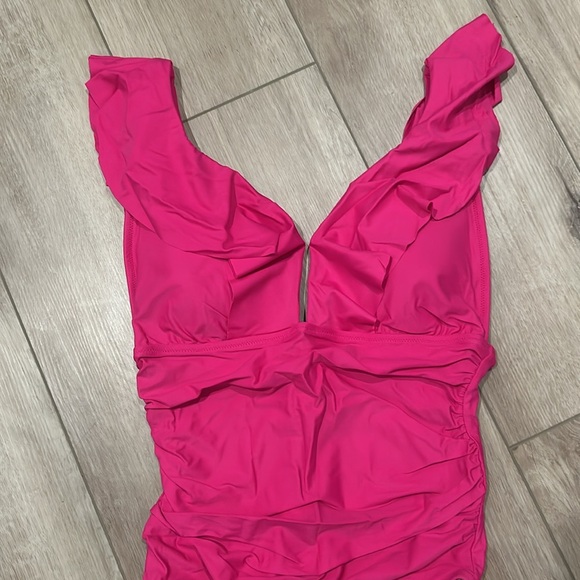 NWT J.Crew Ruched Ruffle One-Piece Swimsuit - Picture 3 of 9